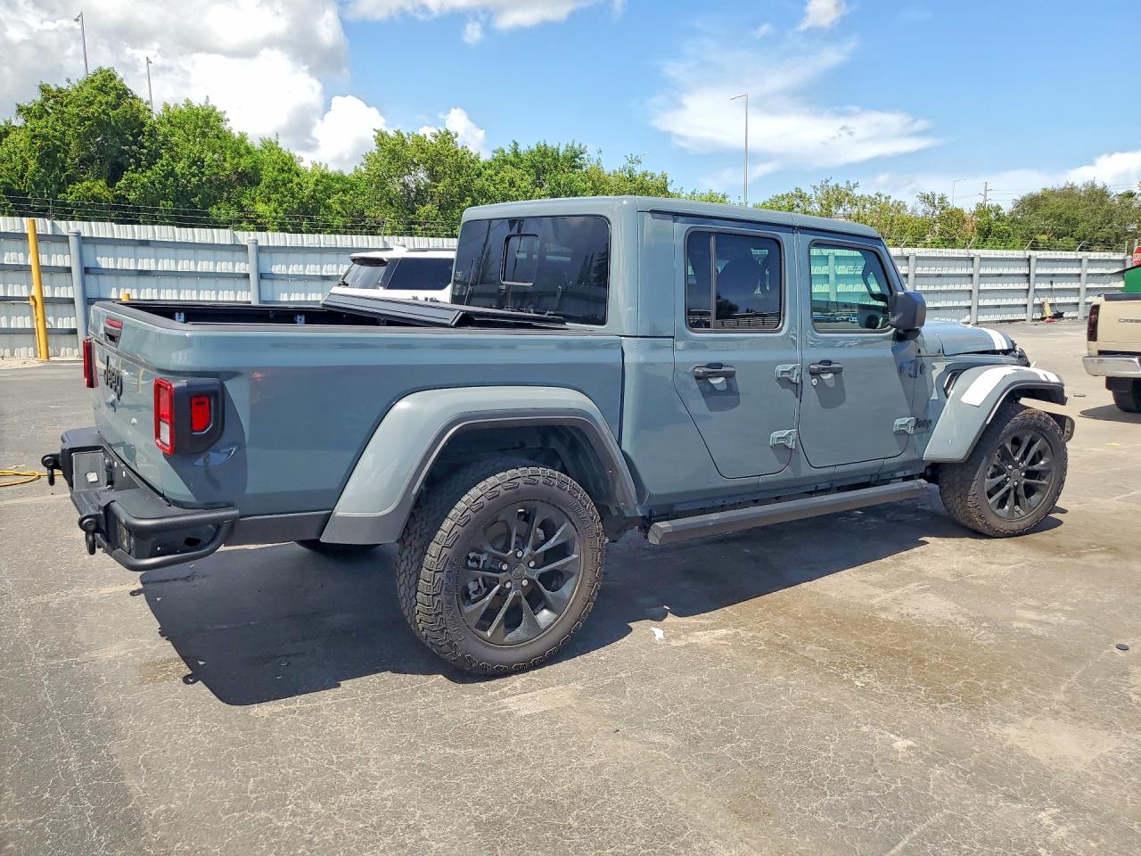 1C6PJTAG7SL503669 · 2025 JEEP GLADIATOR · 3/12