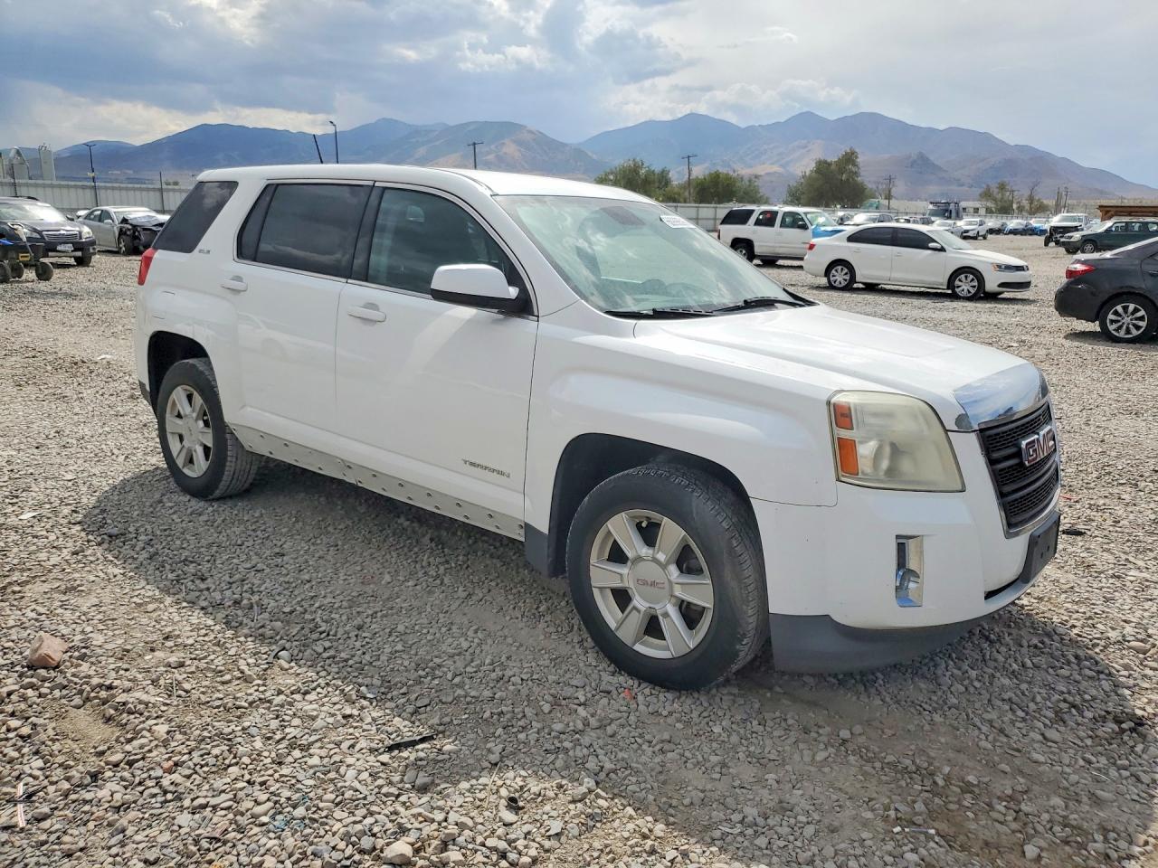 2GKFLREK7D6430898 · 2013 GMC TERRAIN · 4/12