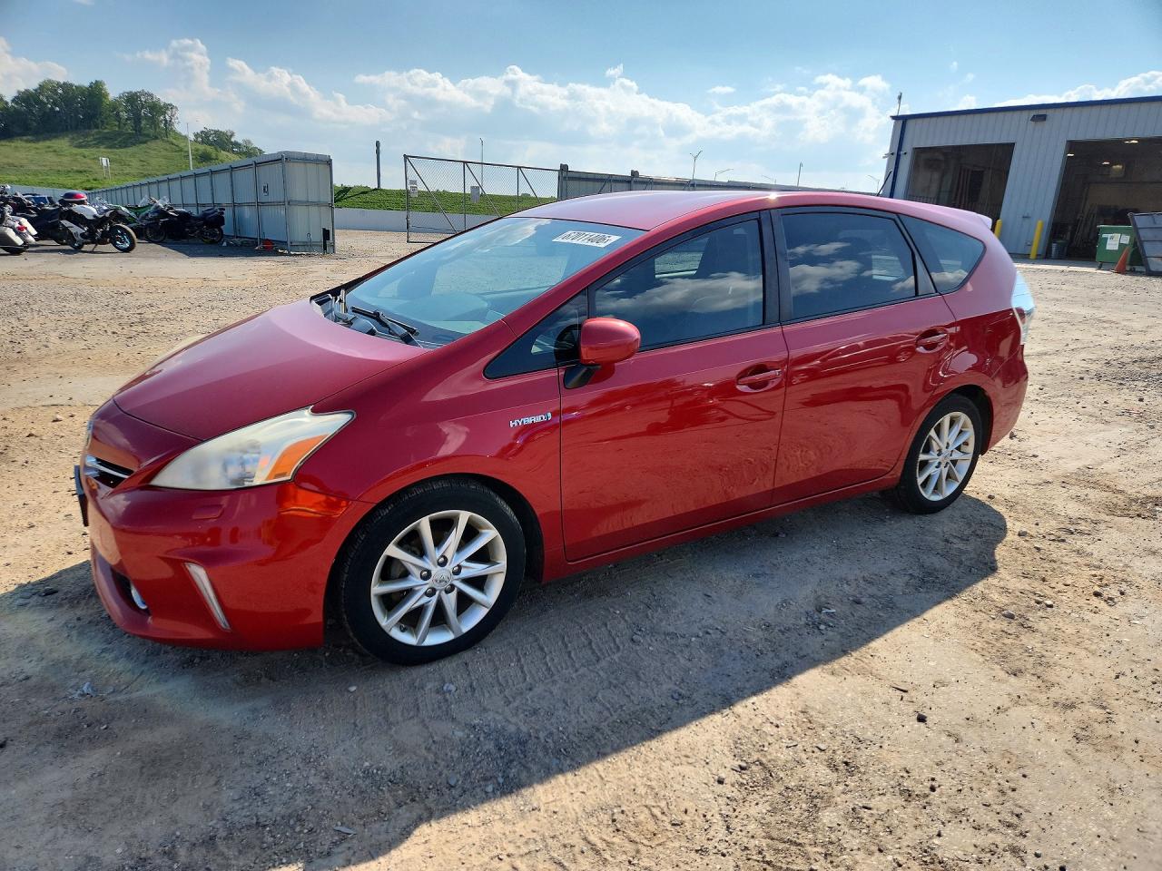 JTDZN3EUXD3245298 · 2013 TOYOTA PRIUS V