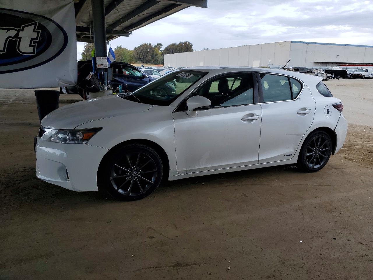 2011 LEXUS CT