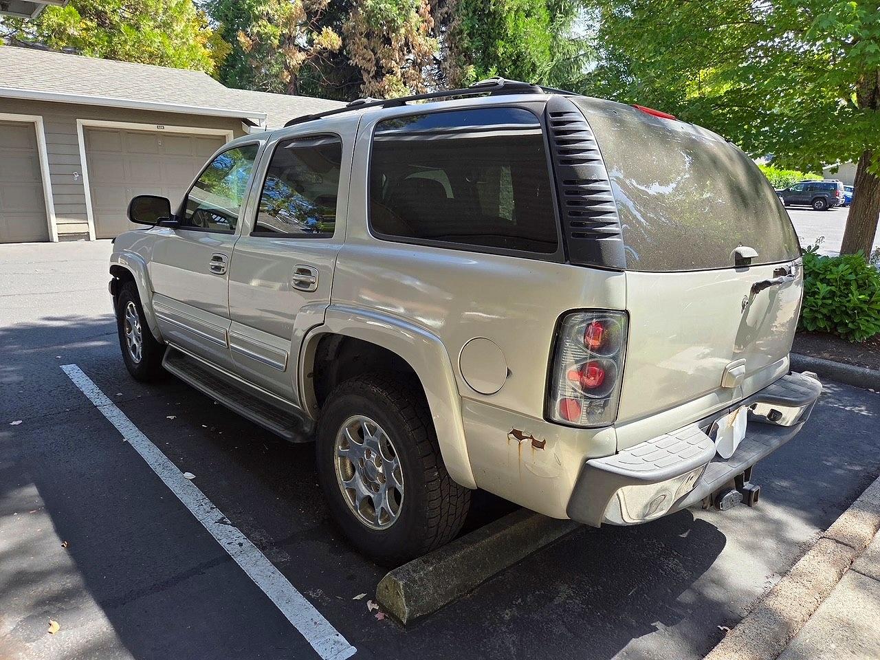 1GNEK13Z85J201508 · 2005 CHEVROLET TAHOE · 3/10