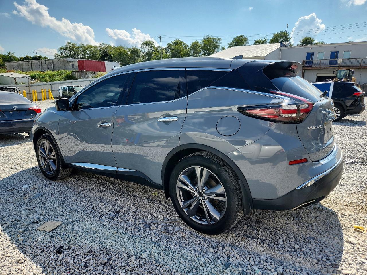 5N1AZ2DS3MC108131 · 2021 NISSAN MURANO · 2/13