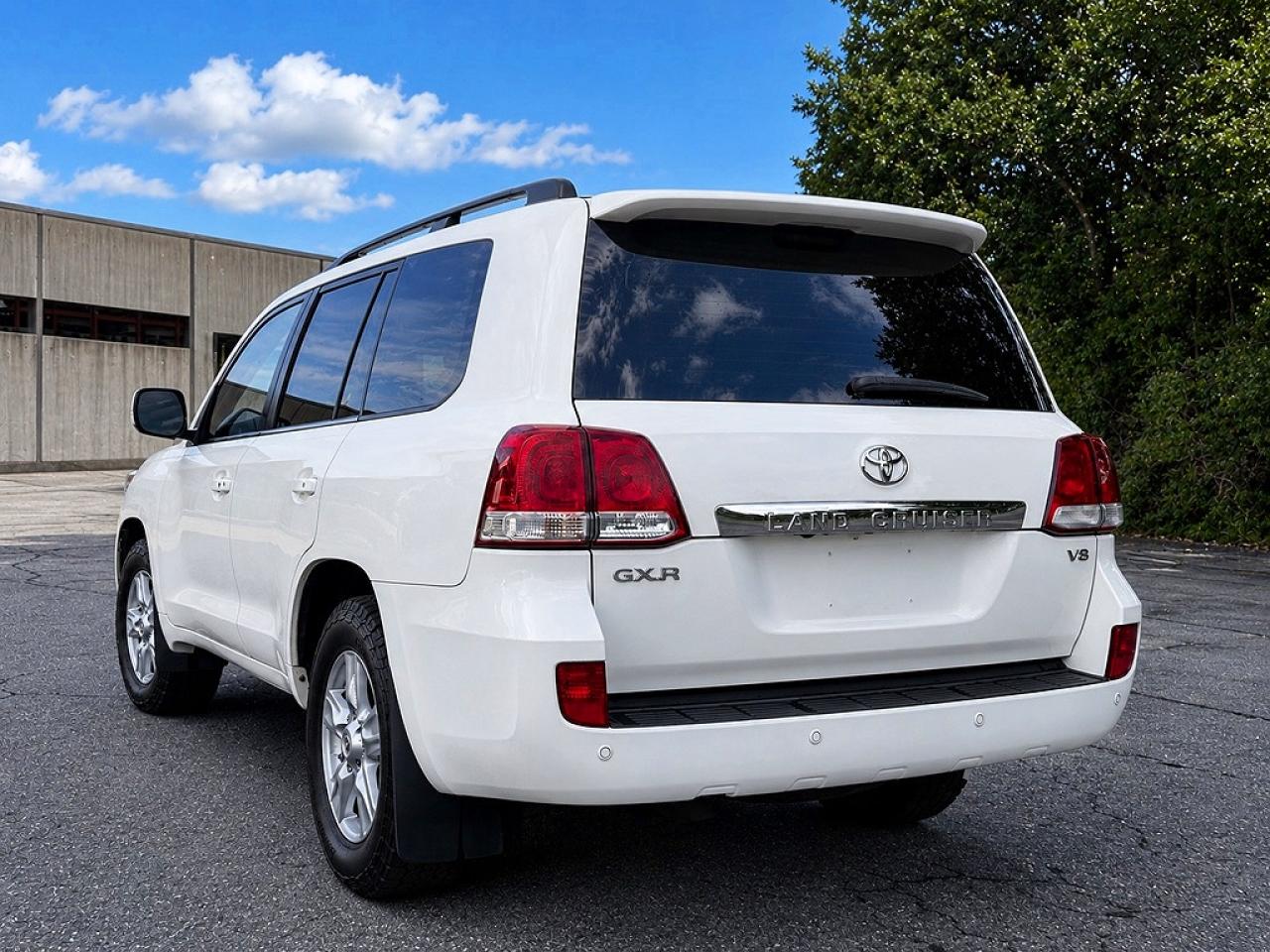 JTMHY05J684001445 · 2008 TOYOTA LAND CRUISER · 3/13