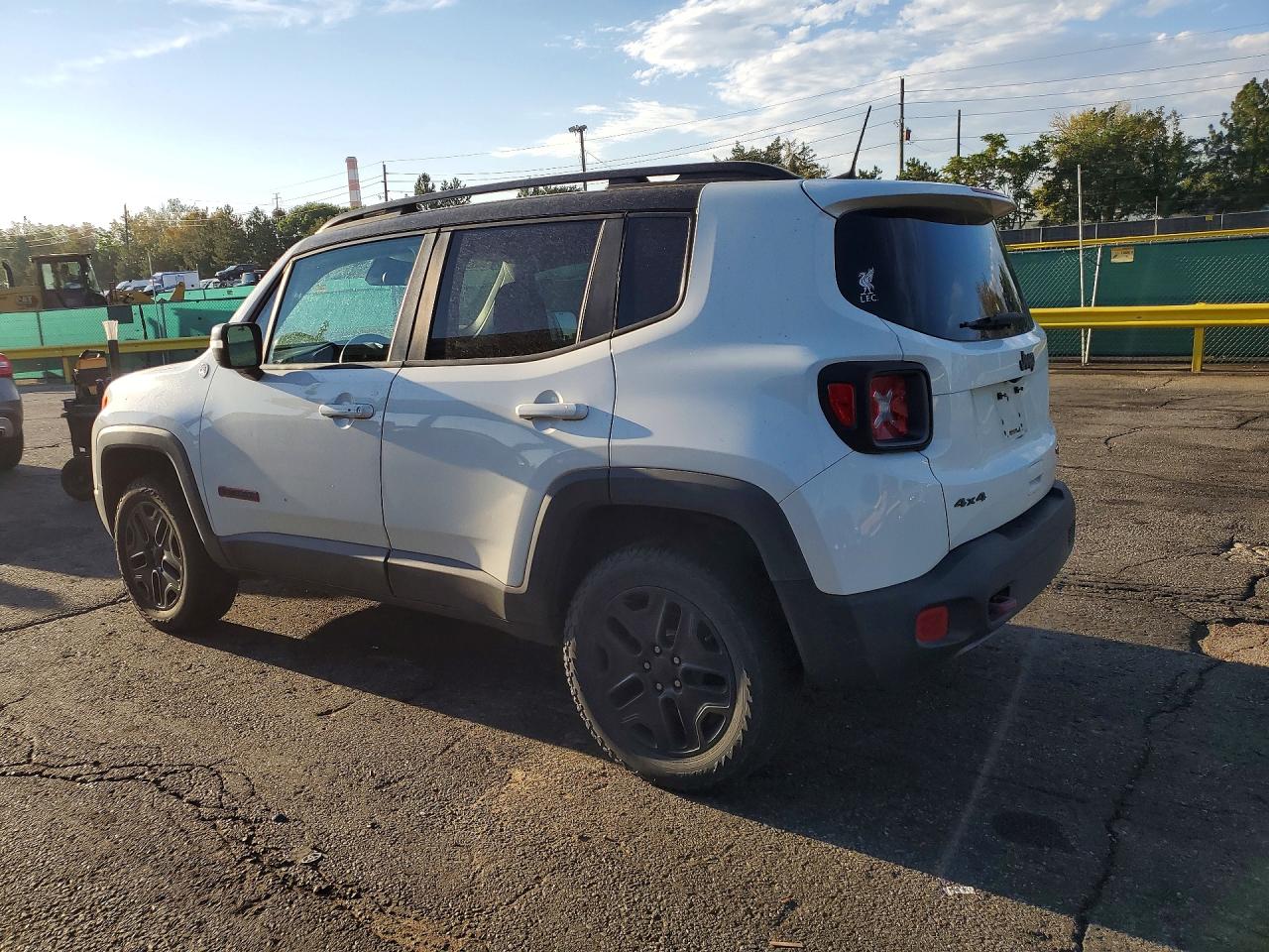ZACCJBCB3JPH37501 · 2018 JEEP RENEGADE · 2/12
