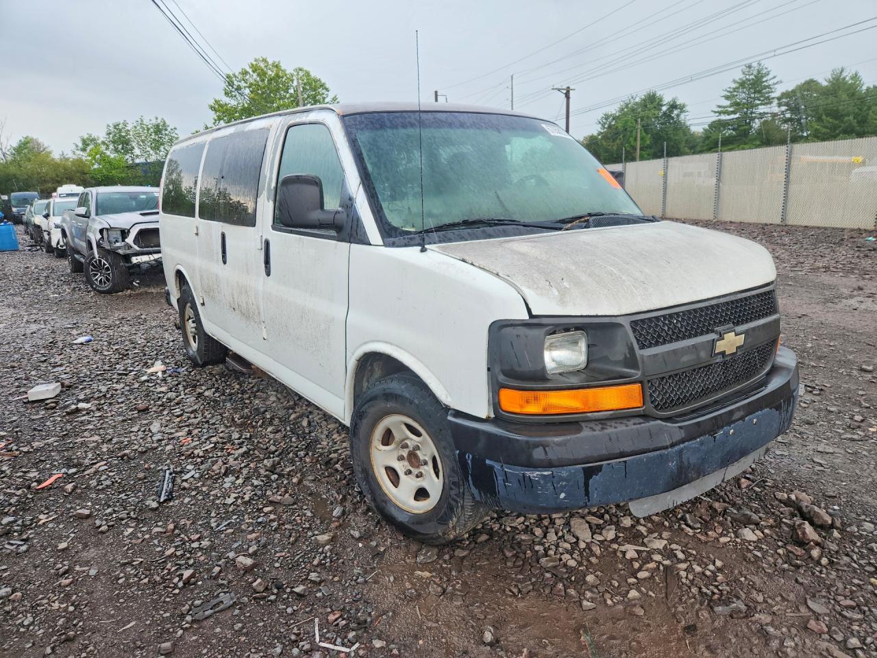 1GNFG15T371111863 · 2007 CHEVROLET EXPRESS G1500 · 4/13