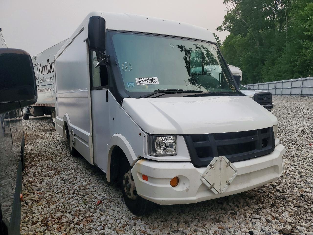 JALB4T175D7W00518 · 2013 ISUZU NPR · 4/13