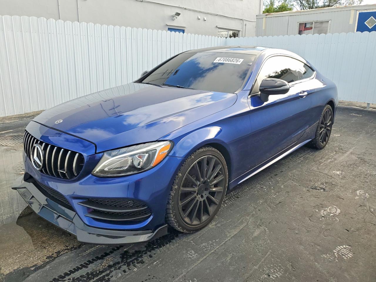 WDDWJ4JBXHF401813 · 2017 MERCEDES-BENZ C