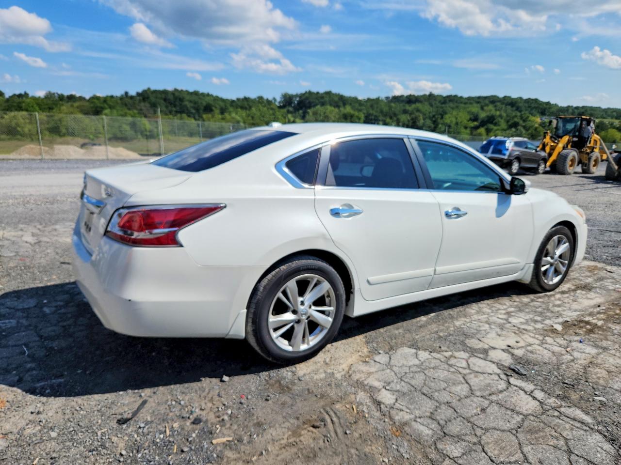 1N4AL3AP6FC134100 · 2015 NISSAN ALTIMA · 3/12