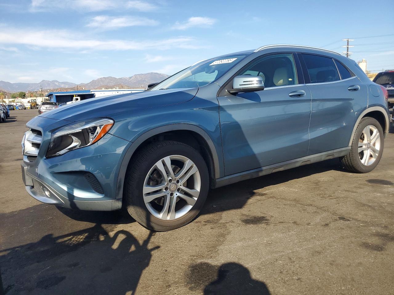 2015 MERCEDES-BENZ GLA