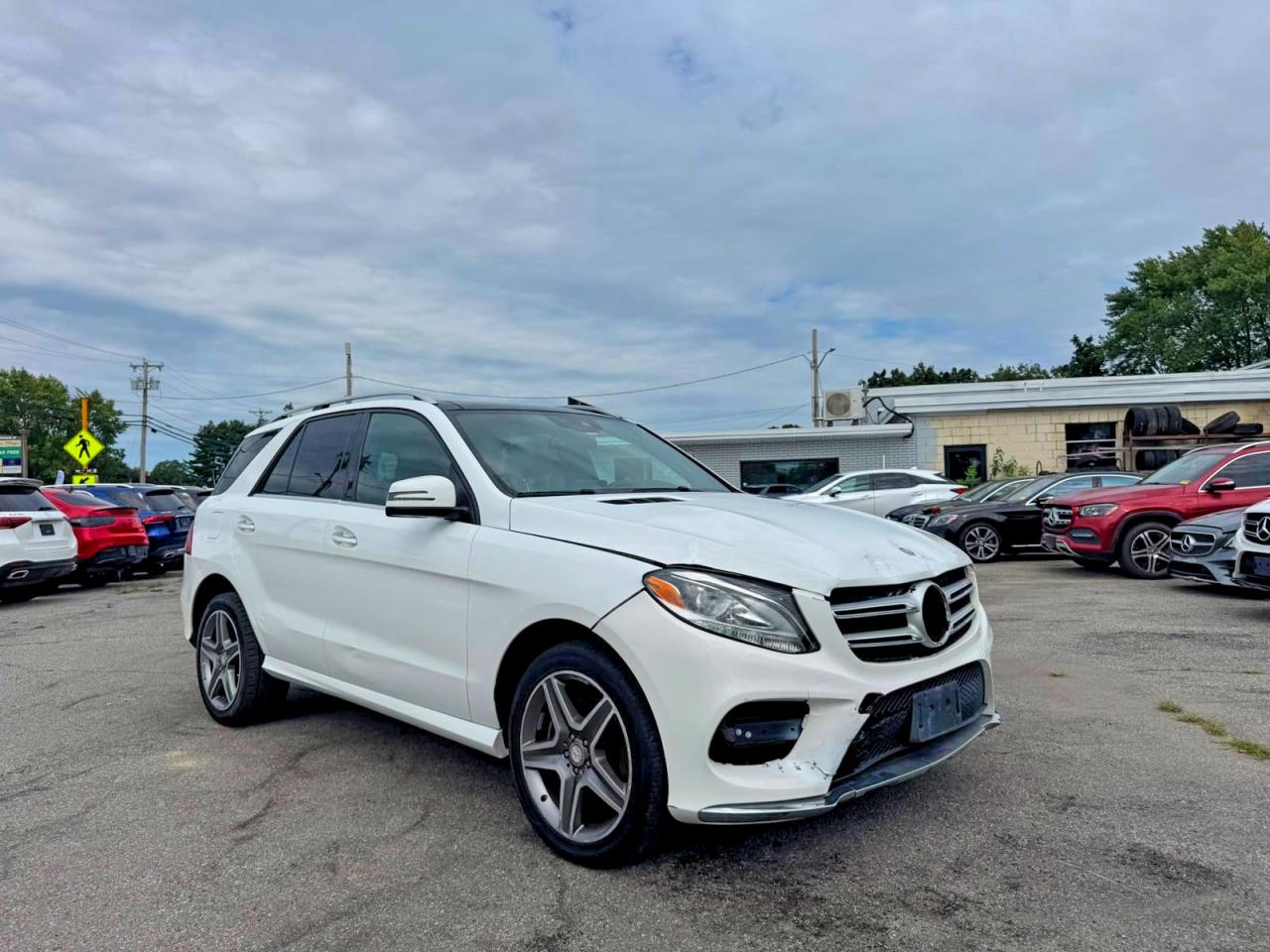 4JGDA5HB1HA856541 · 2017 MERCEDES-BENZ GLE