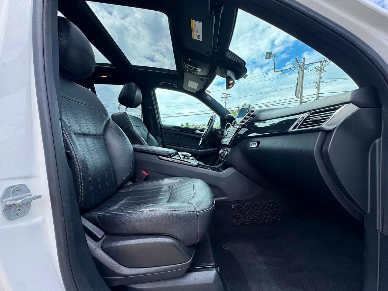4JGDA5HB1HA856541 · 2017 MERCEDES-BENZ GLE · 5/10