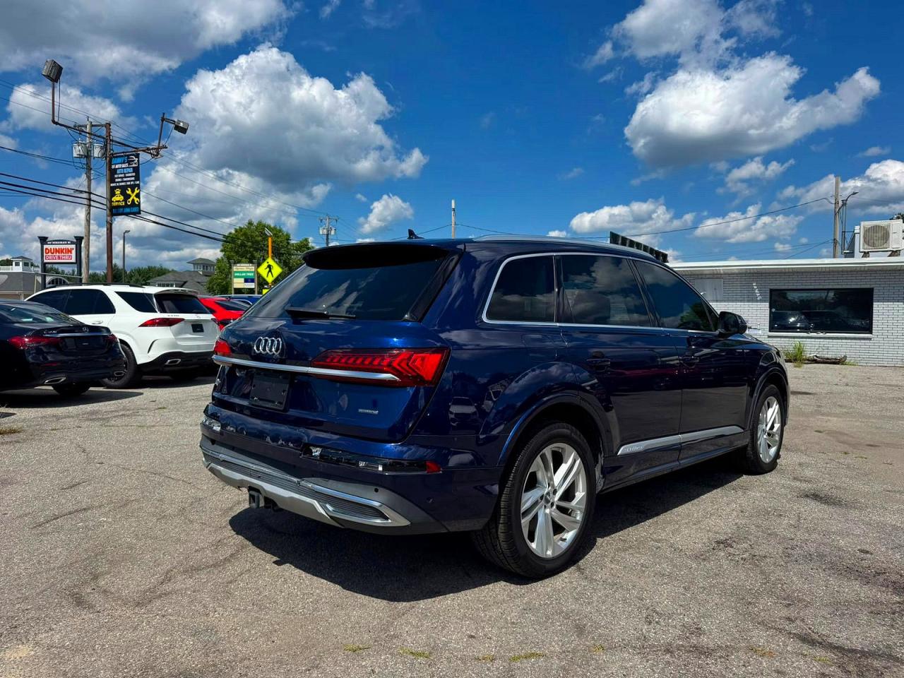 WA1LXAF72LD000219 · 2020 AUDI Q7 · 4/10