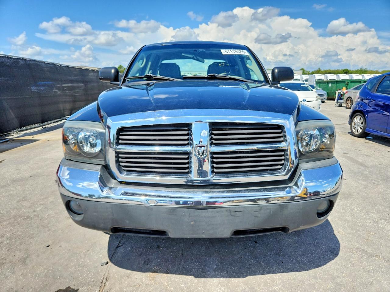 1D7HE48KX5S186696 · 2005 DODGE DAKOTA · 5/12