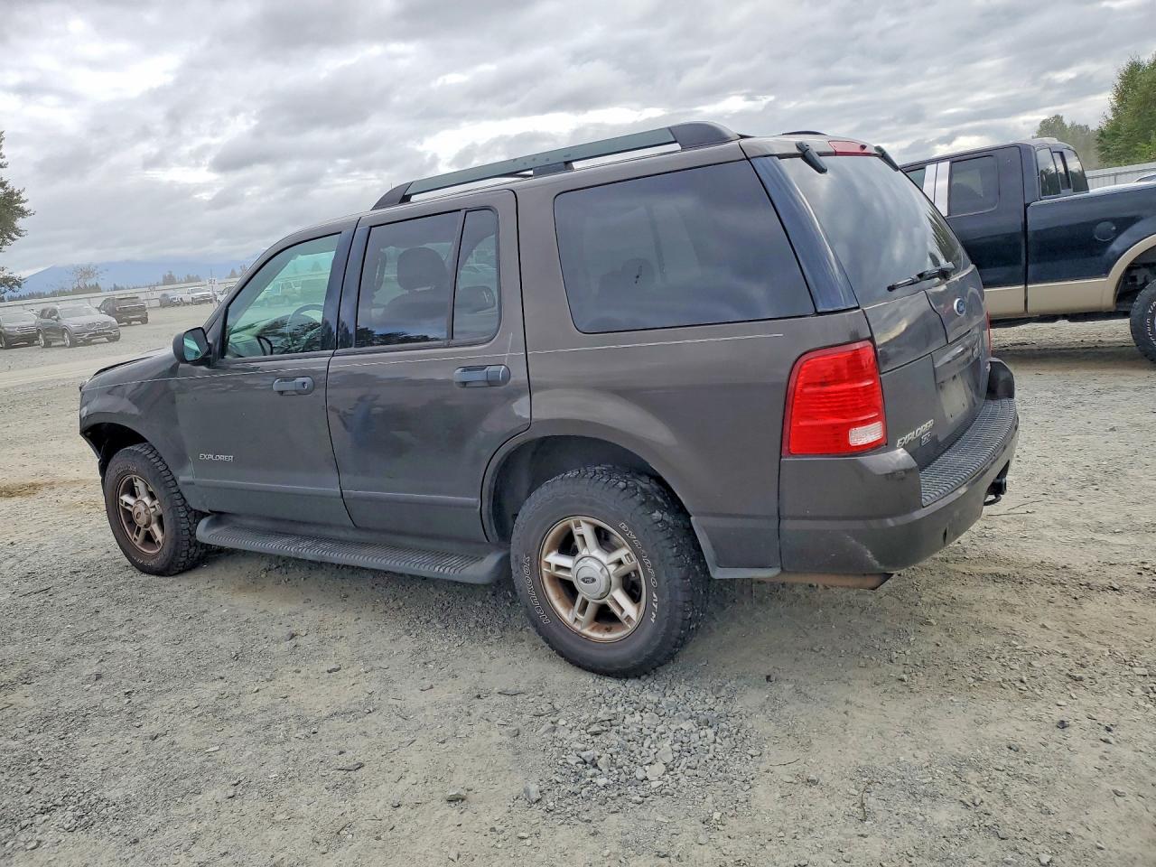 1FMZU73EX5ZA36272 · 2005 FORD EXPLORER · 2/13
