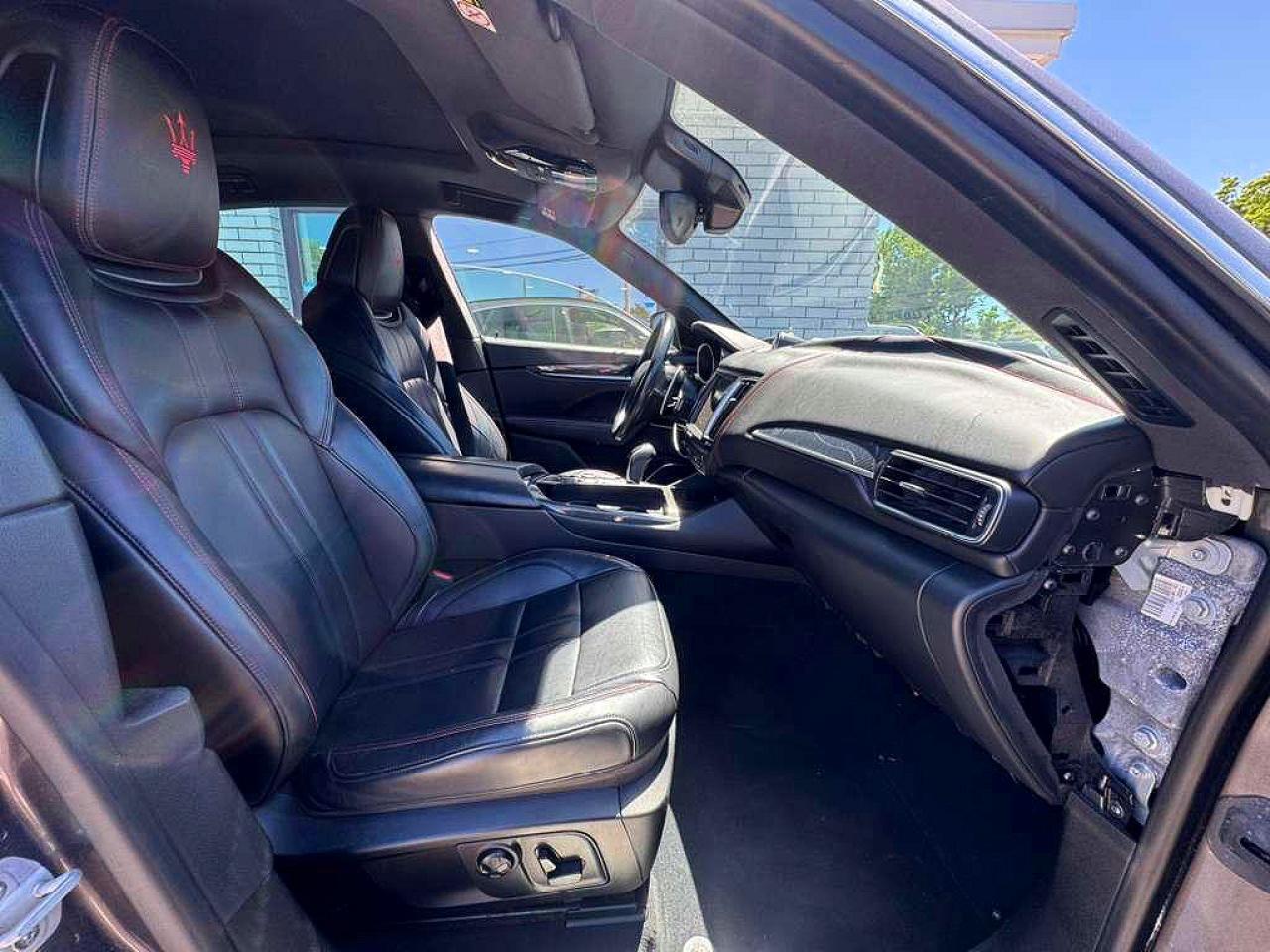 ZN661YUS3JX269795 · 2018 MASERATI LEVANTE · 5/10
