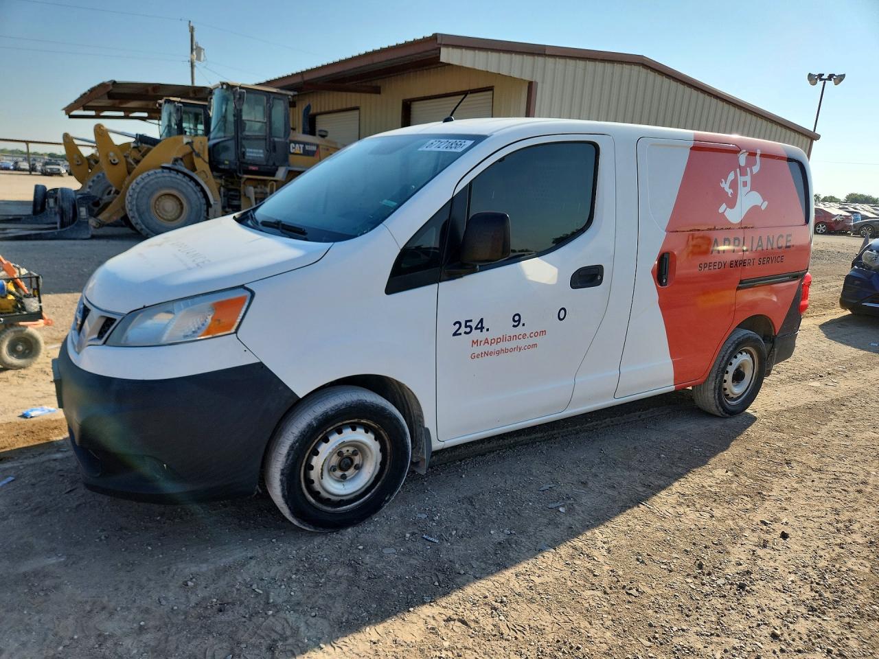 2015 NISSAN NV200