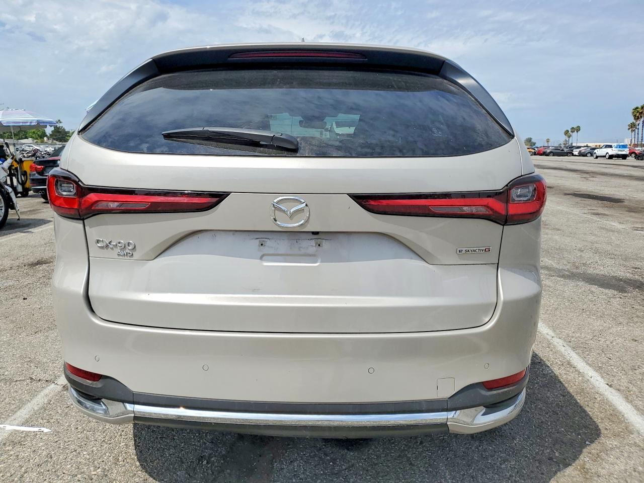 JM3KKEHC6R1141927 · 2024 MAZDA CX-90 · 6/13