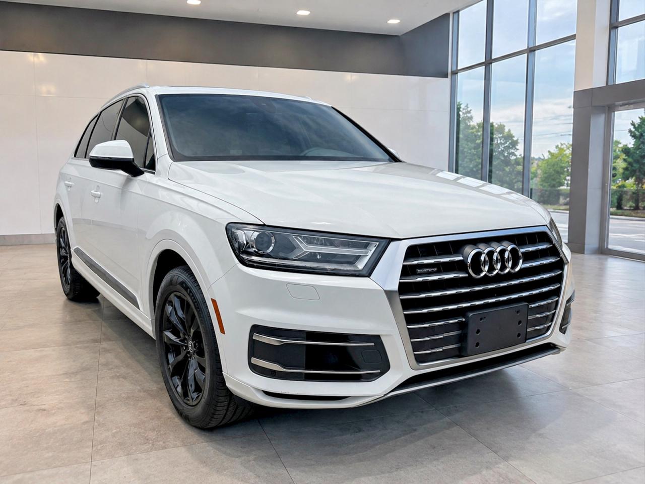 WA1AAAF70HD034949 · 2017 AUDI Q7