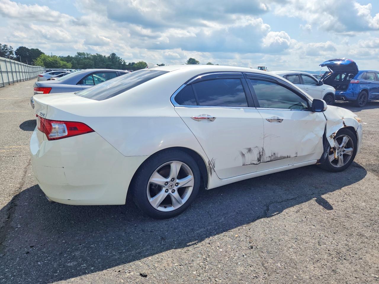 JH4CU26659C012261 · 2009 ACURA TSX · 3/13