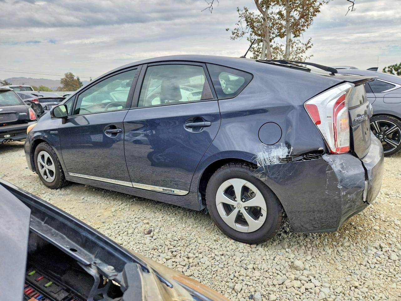 JTDKN3DU8D5564514 · 2013 TOYOTA PRIUS · 2/12