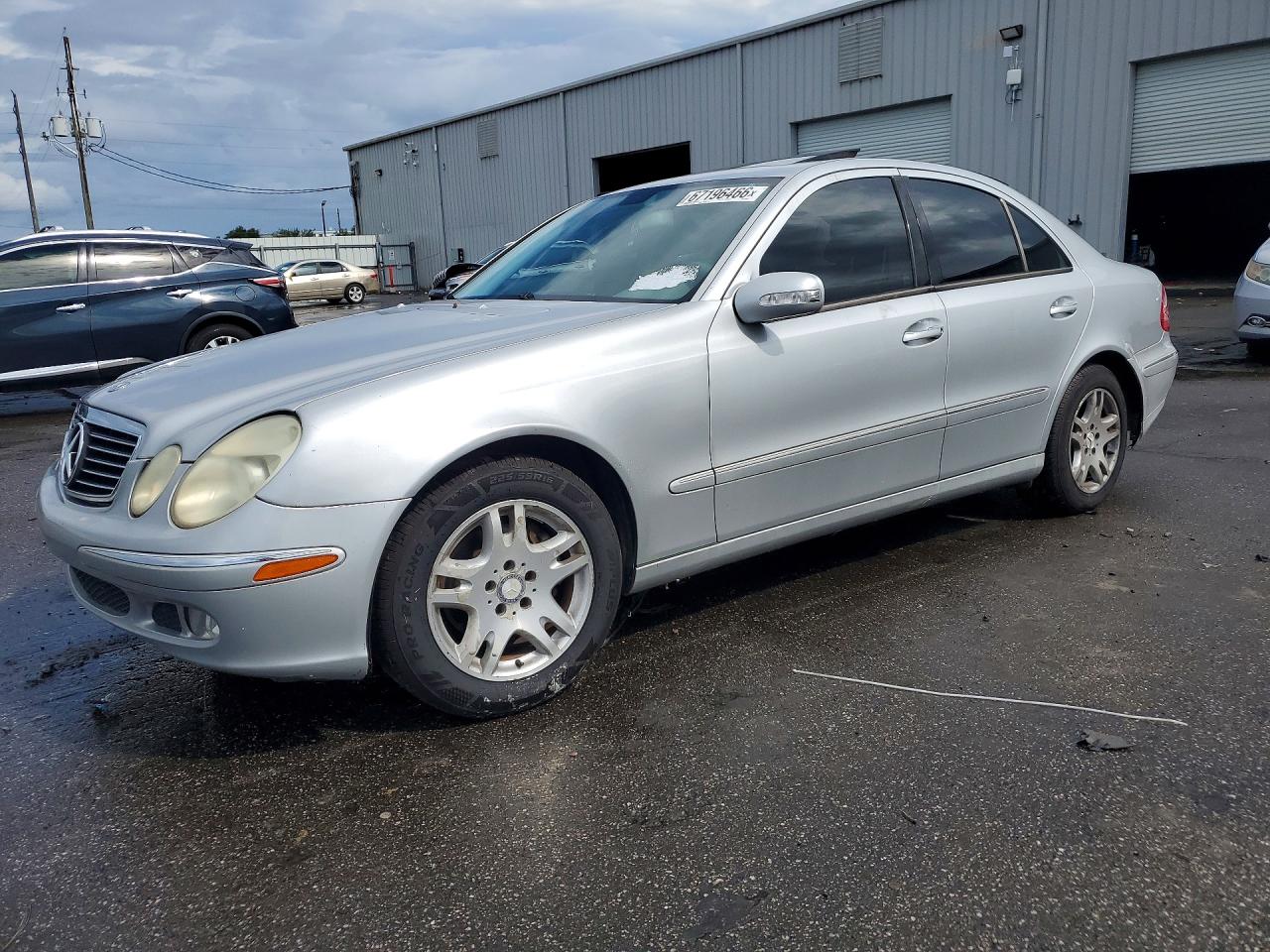 2005 MERCEDES-BENZ E