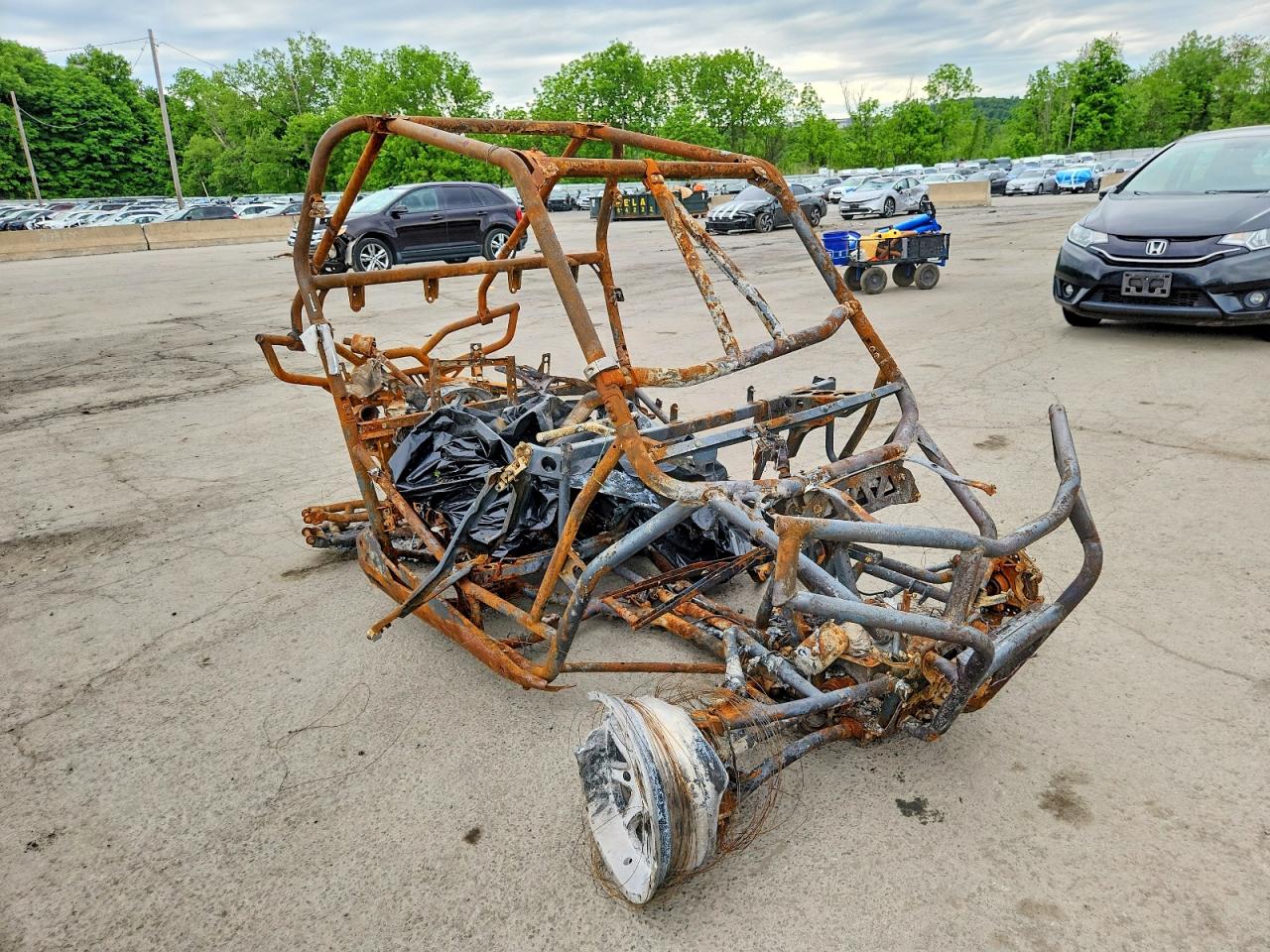 3NSVAX875HH870811 · 2017 POLARI RZR XP 100