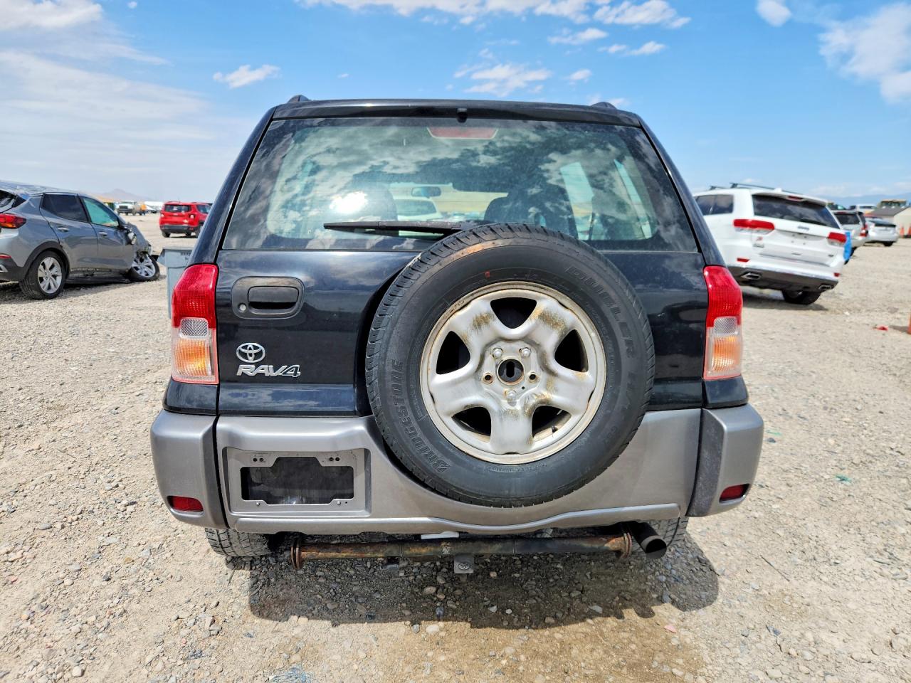 JTEGH20V430113559 · 2003 TOYOTA RAV4 · 6/12