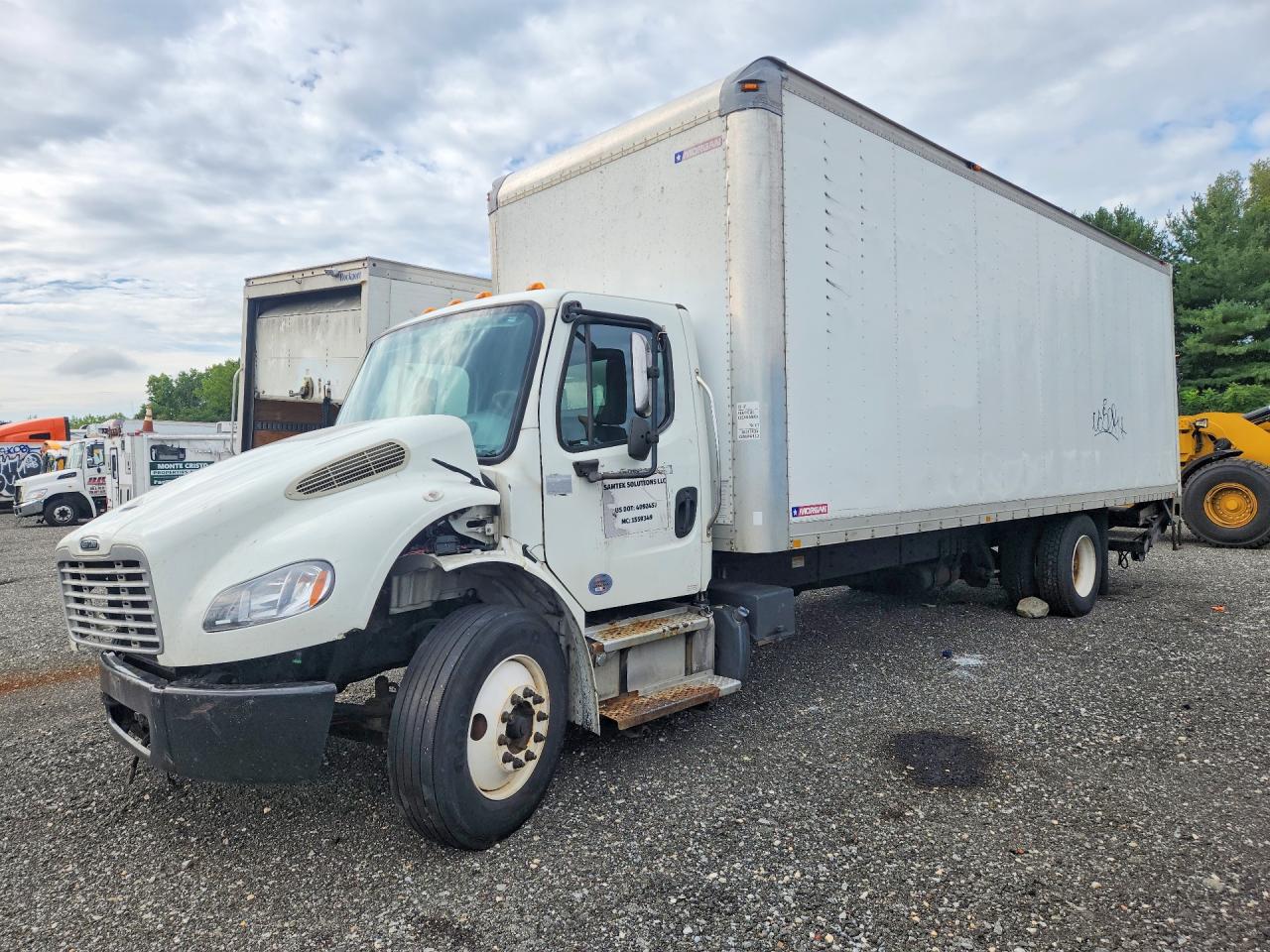 2015 FREIGHTLINER M2