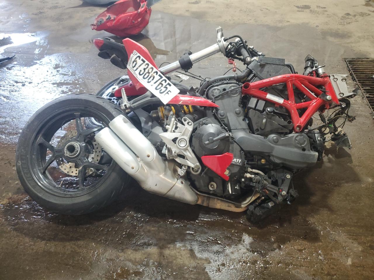 ZDMVABDS6HB000647 · 2017 DUCATI SUPERSPORT