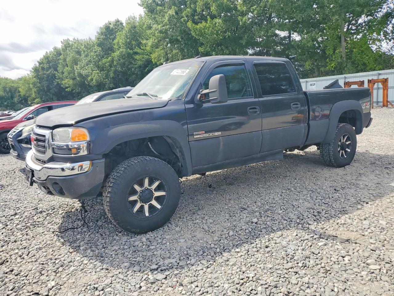 2004 GMC SIERRA