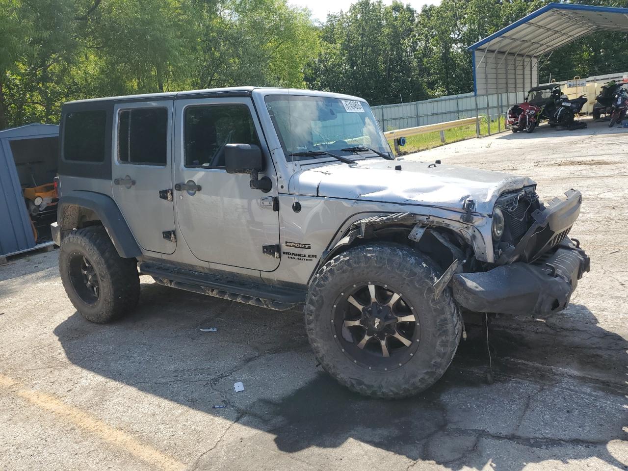 1C4HJWDG0GL135725 · 2016 JEEP WRANGLER UNLIMITED · 4/14