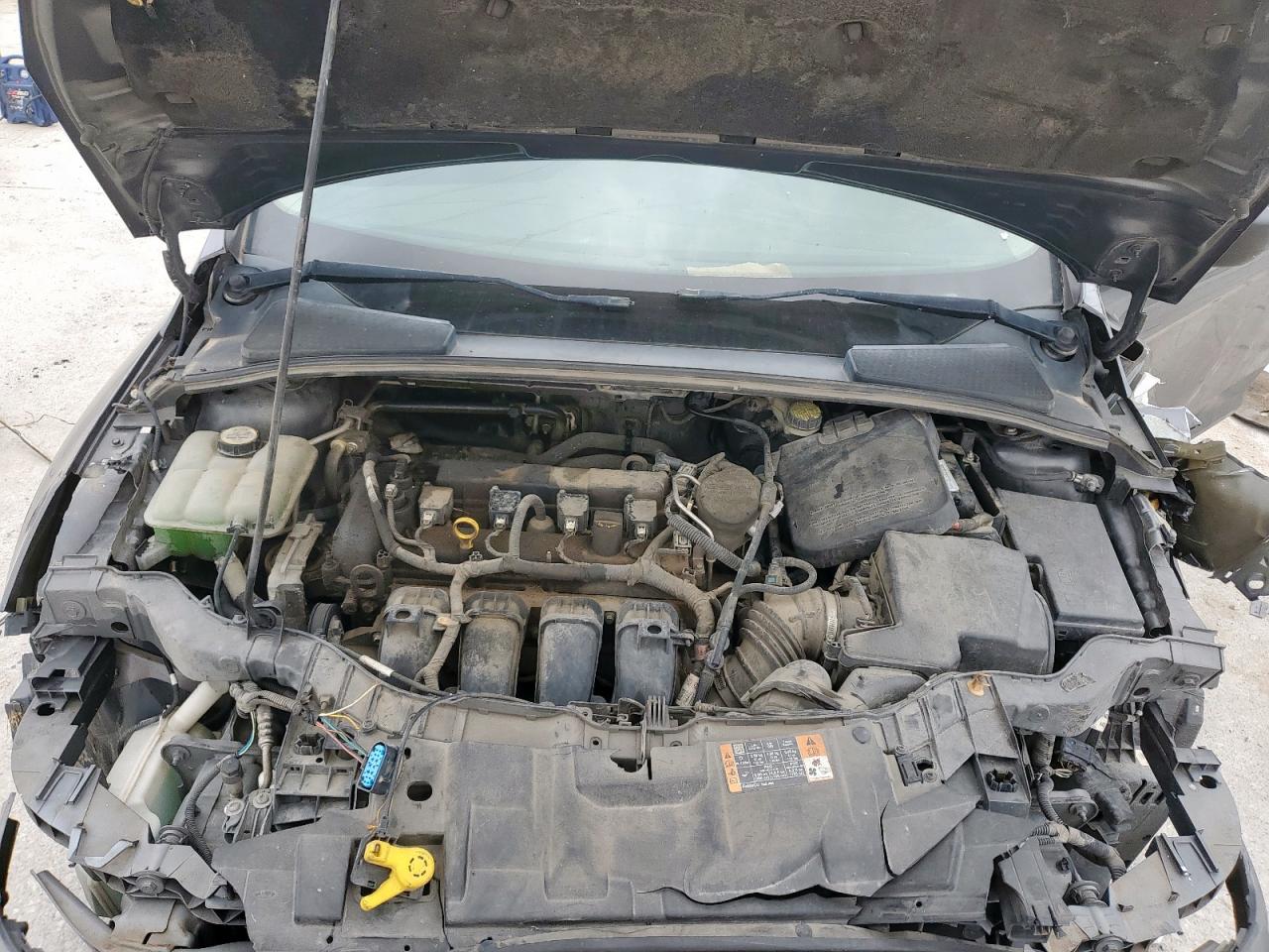 1FADP3E21GL237894 · 2016 FORD FOCUS · 11/12