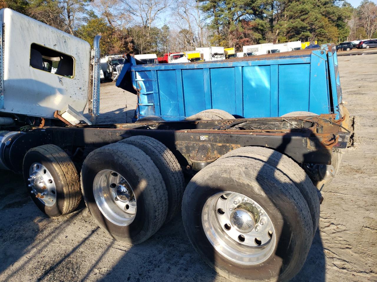 1NKDXPEX4EJ415687 · 2014 KENWORTH CONSTRUCTION · 9/10