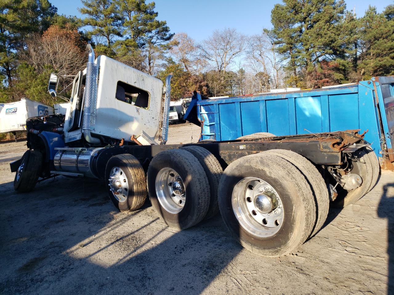 1NKDXPEX4EJ415687 · 2014 KENWORTH CONSTRUCTION · 3/10