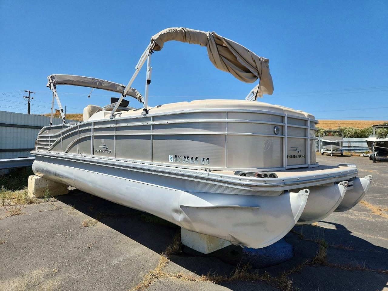 ETW84245H213 · 2013 BENNINGTON MARINE BOAT