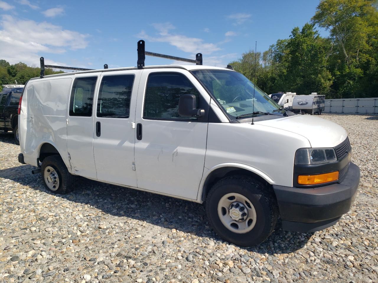1GCWGAFP4M1301418 · 2021 CHEVROLET EXPRESS G2500 · 4/13