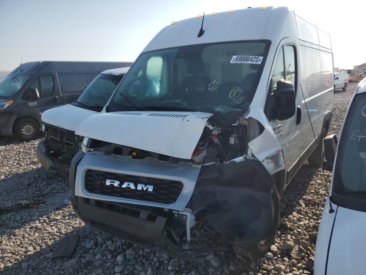 3C6LRVCG7NE100725 · 2022 RAM PROMASTER 2500 2500 HIGH
