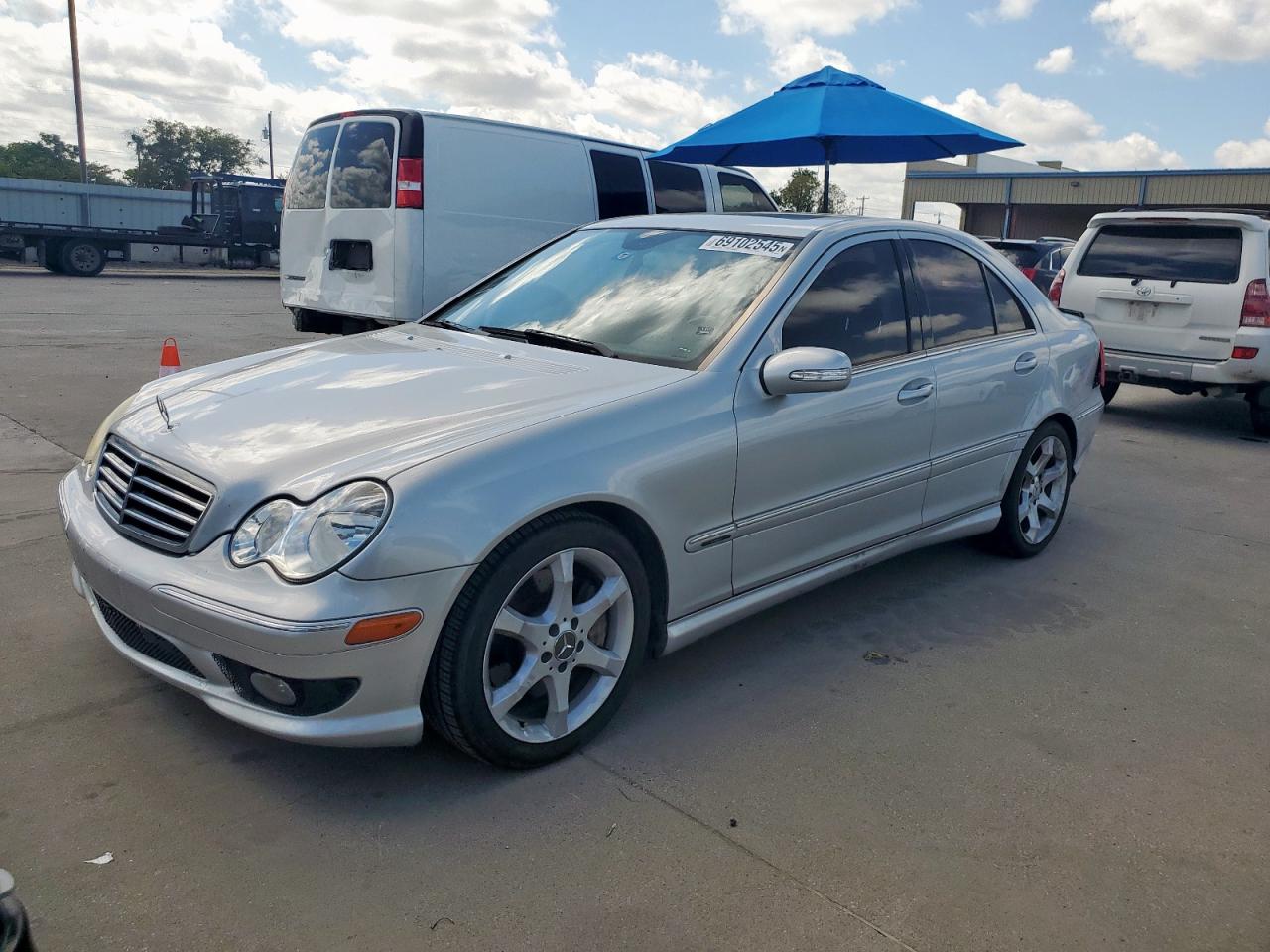 WDBRF52H67F894033 · 2007 MERCEDES-BENZ C
