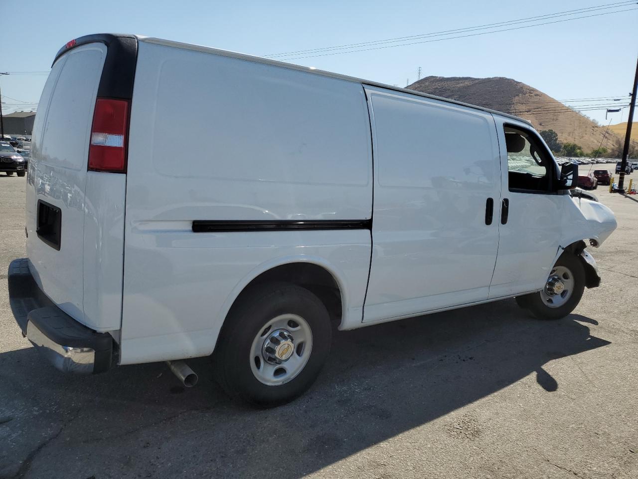 1GCWGAF76R1290610 · 2024 CHEVROLET EXPRESS G2500 · 3/13