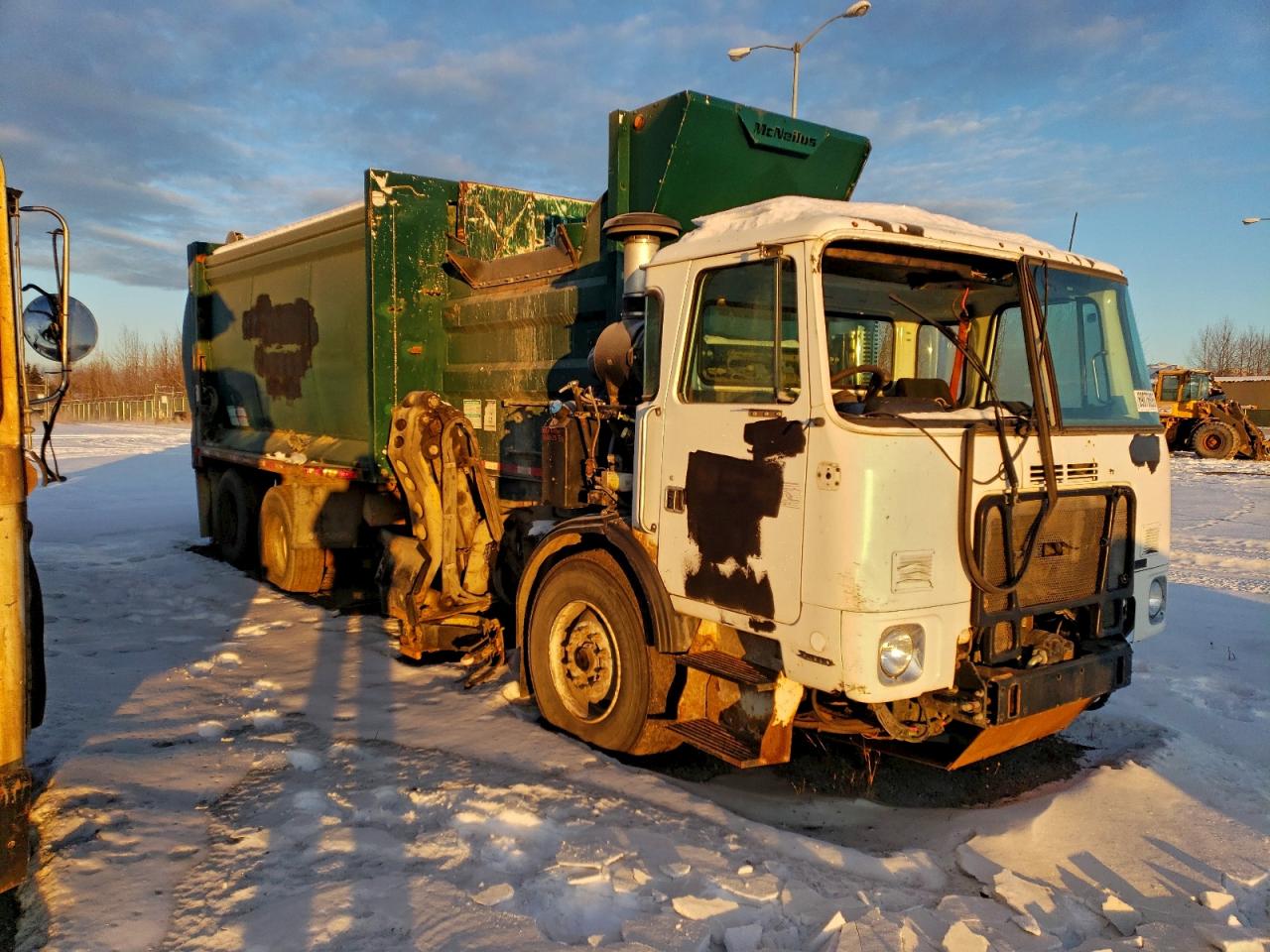 5VCACR8FXBH212887 · 2011 AUTOCAR LLC XPEDITOR