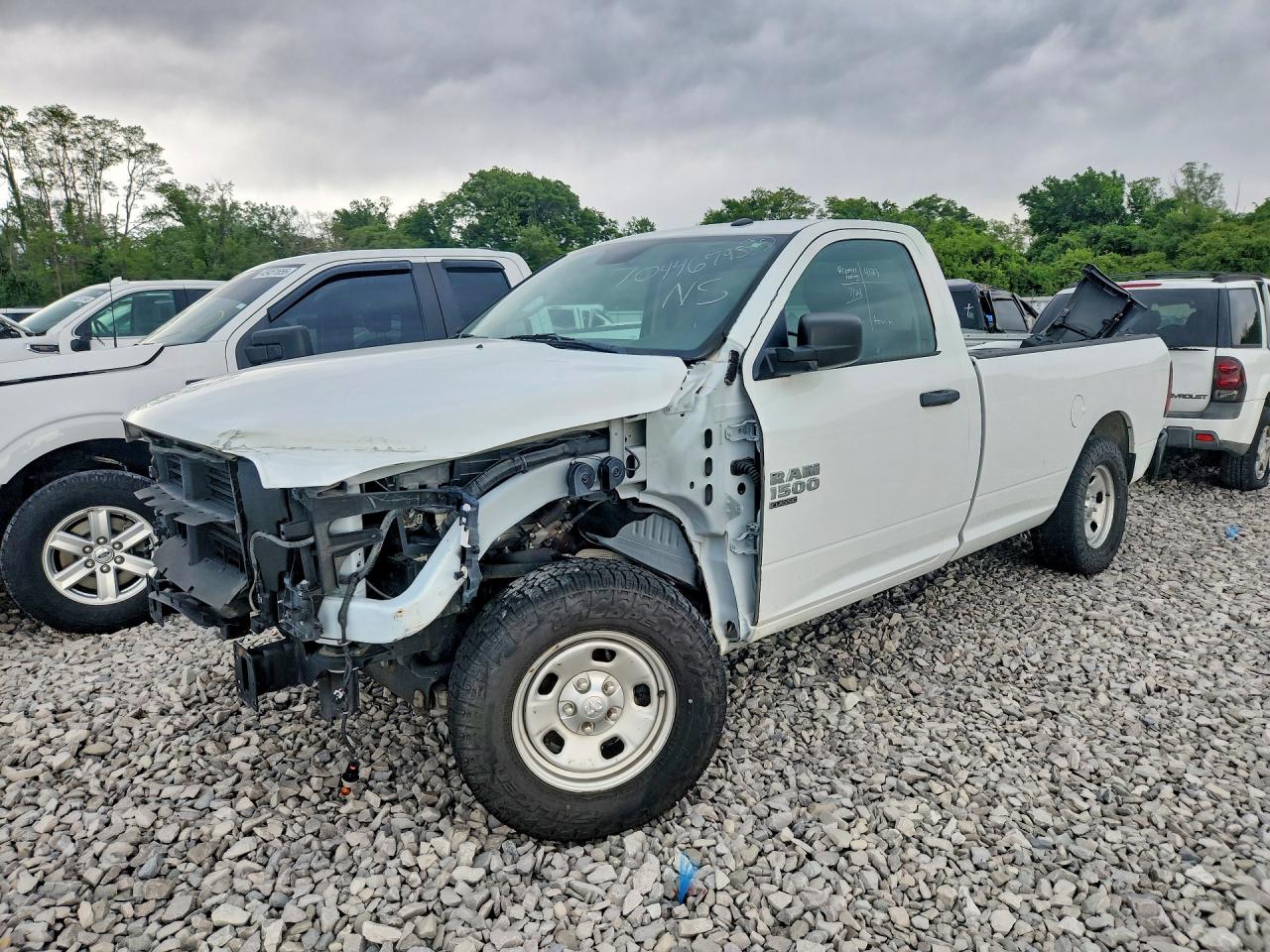 3C6JR7DT0NG276034 · 2022 RAM 1500 CLASSIC