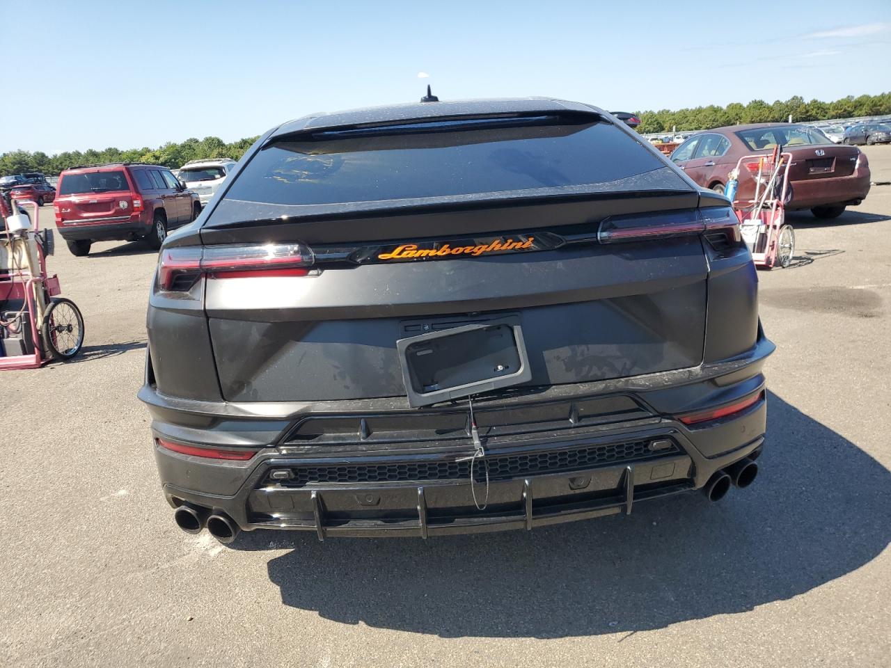 ZPBUB3ZL2RLA27960 · 2024 LAMBORGHINI URUS · 6/13