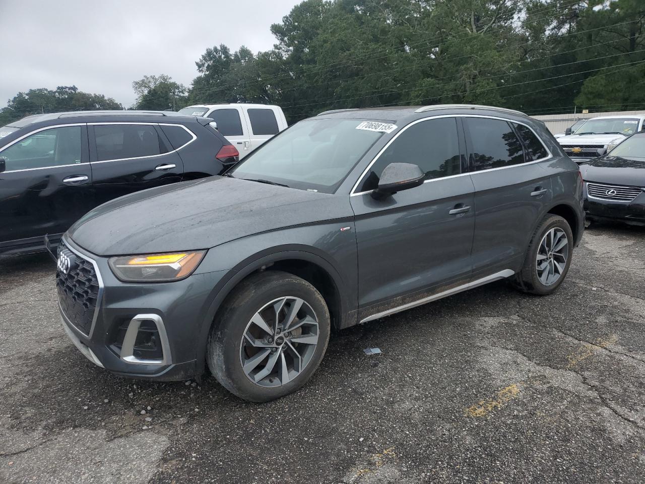 WA1GAAFY9N2069807 · 2022 AUDI Q5