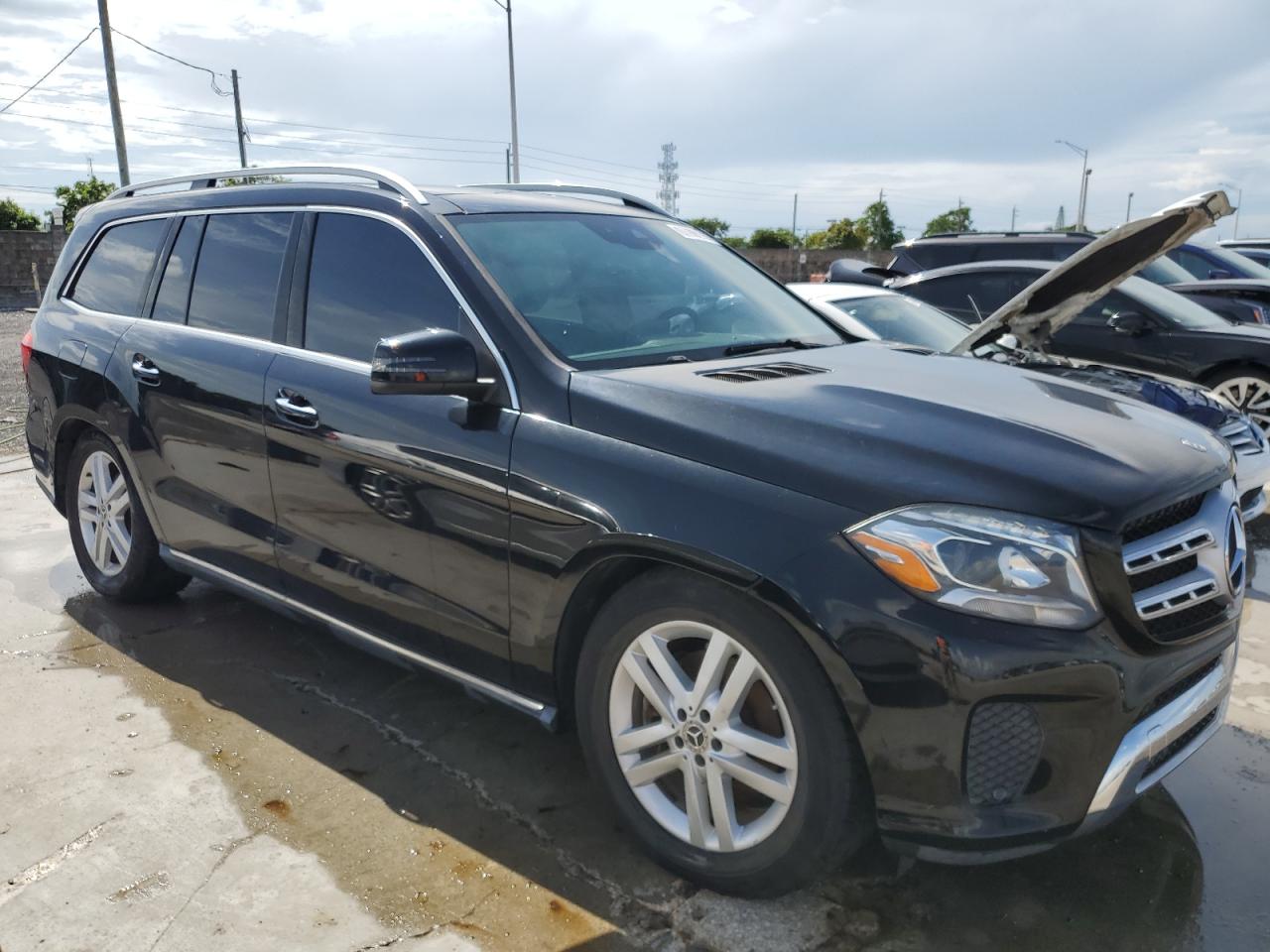 4JGDF6EE2JB119368 · 2018 MERCEDES-BENZ GLS · 4/12