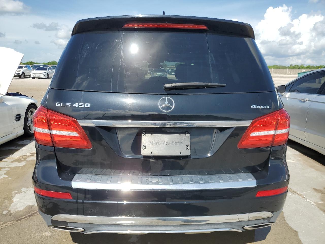 4JGDF6EE2JB119368 · 2018 MERCEDES-BENZ GLS · 6/12