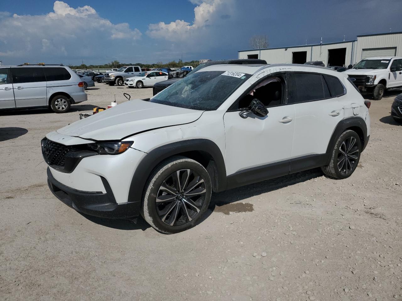 7MMVABEM9PN119916 · 2023 MAZDA CX-50
