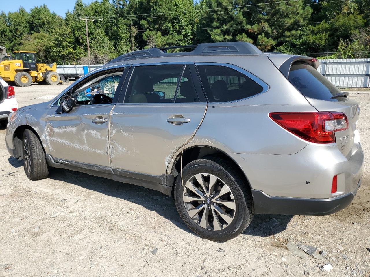 4S4BSAJC2F3232104 · 2015 SUBARU OUTBACK · 2/13