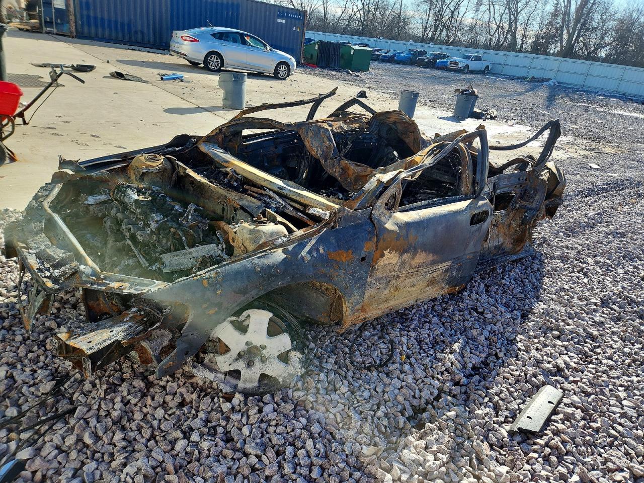 YV1SZ59H841141817 · 2004 VOLVO XC70
