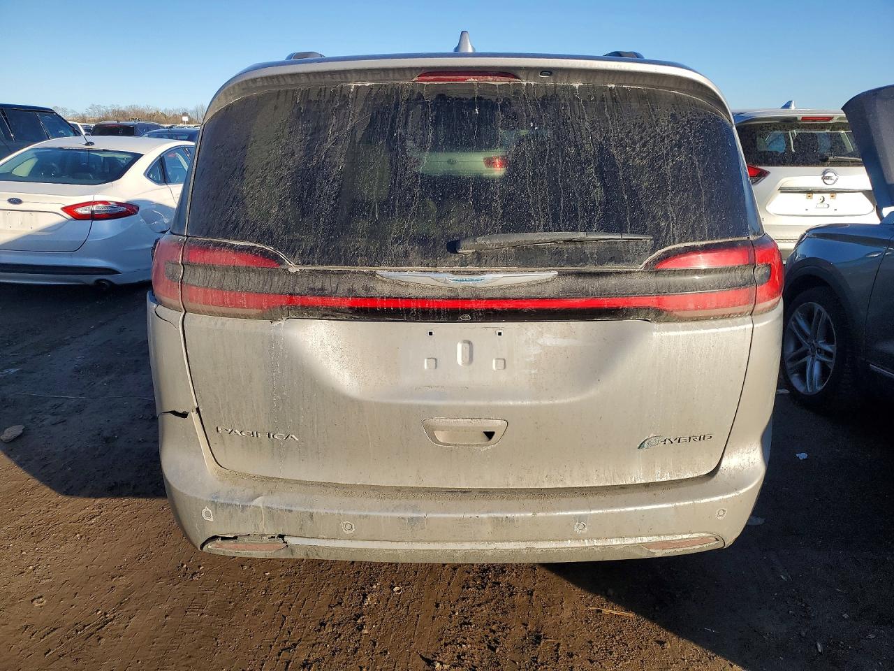 2C4RC1L76MR586129 · 2021 CHRYSLER PACIFICA · 6/12
