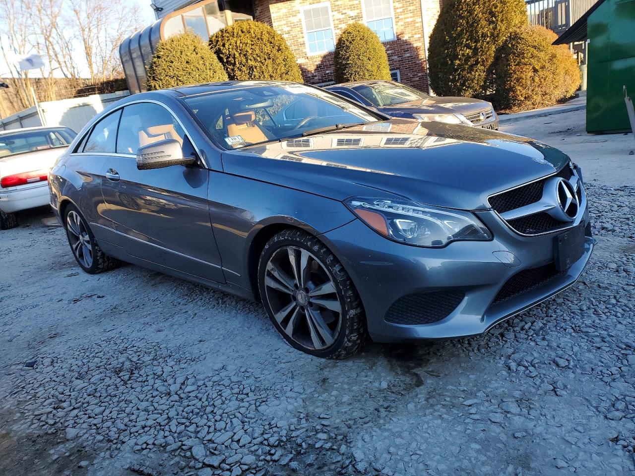WDDKJ6HB2HF361288 · 2017 MERCEDES-BENZ E · 4/12